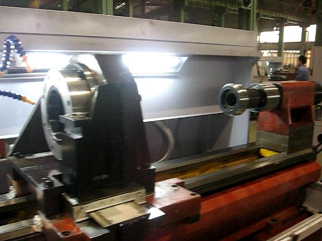 工程車液壓缸加工(圖2) 工程車液壓缸加工(圖2)